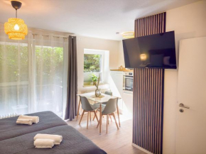 ImmoStay S#3 Apartment- WiFi & Parking, Golfclub und Mercedes Benz